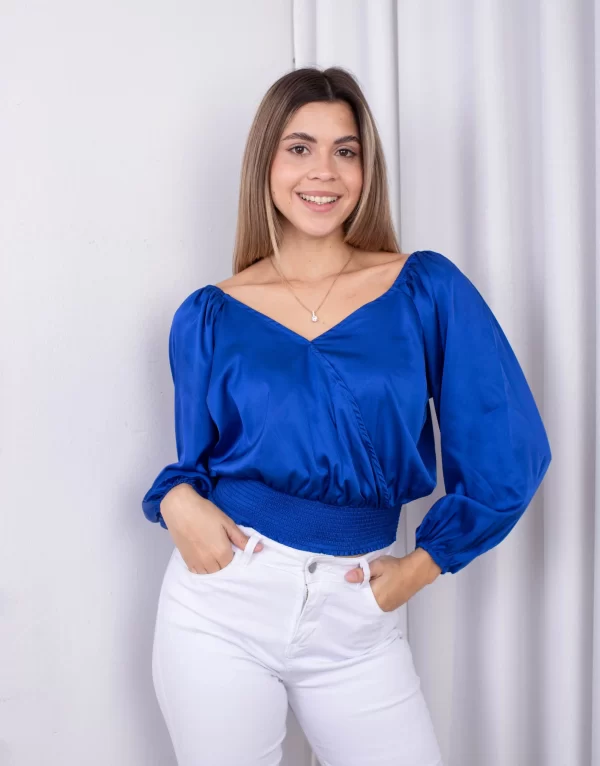 Blusa Azul de Satín